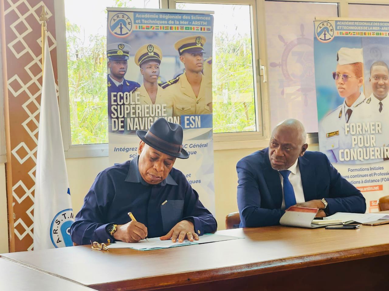 Visite de travail du Secrétaire Général de l’OMAOC à l’ARSTM : présentation du cadre de collaboration entre la RMU d’Accra (Ghana)et la MAN d’Oron (Nigeria)